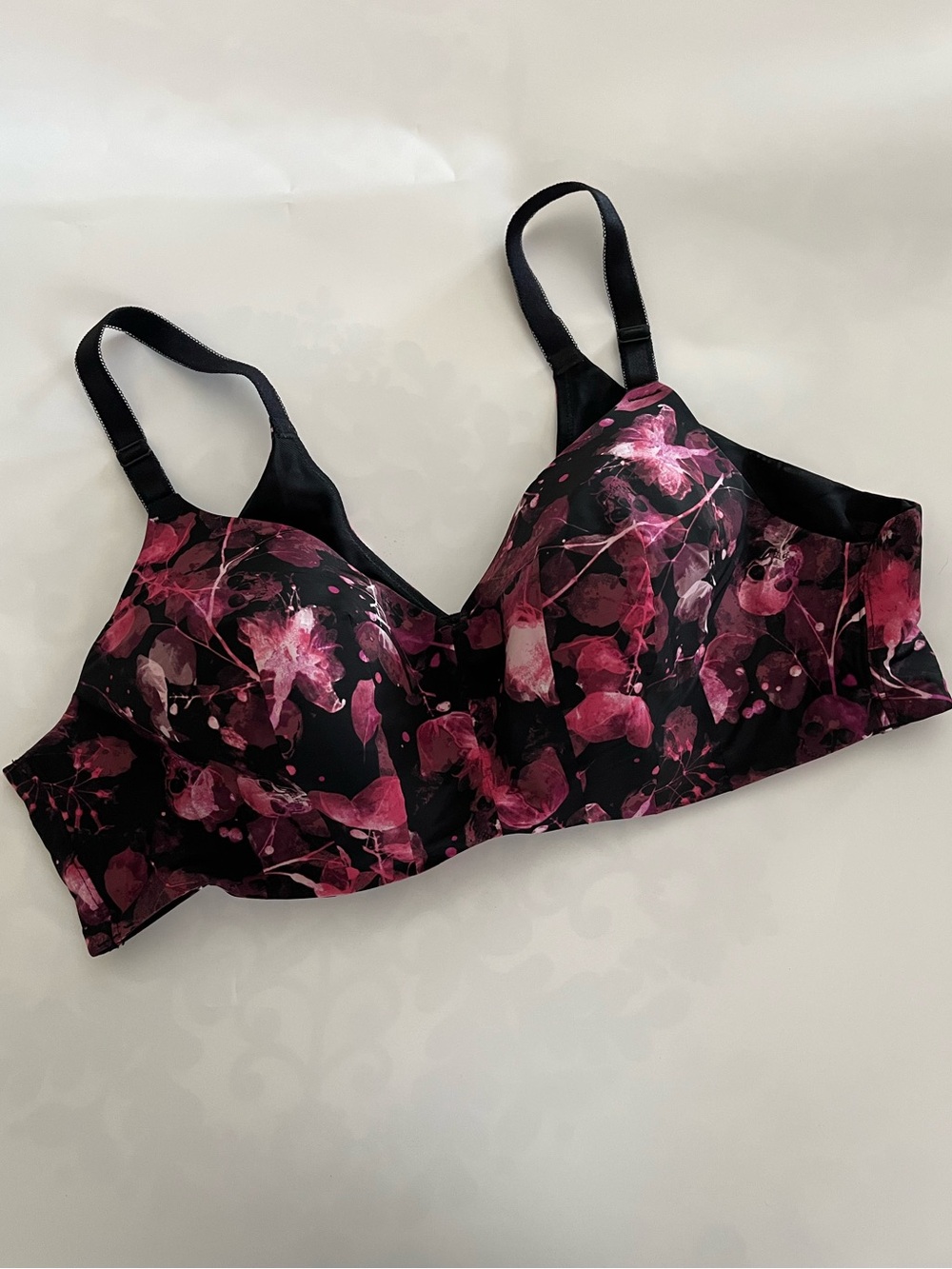 Torrid Curve Bra. Skulls and Flowers. Size 42B